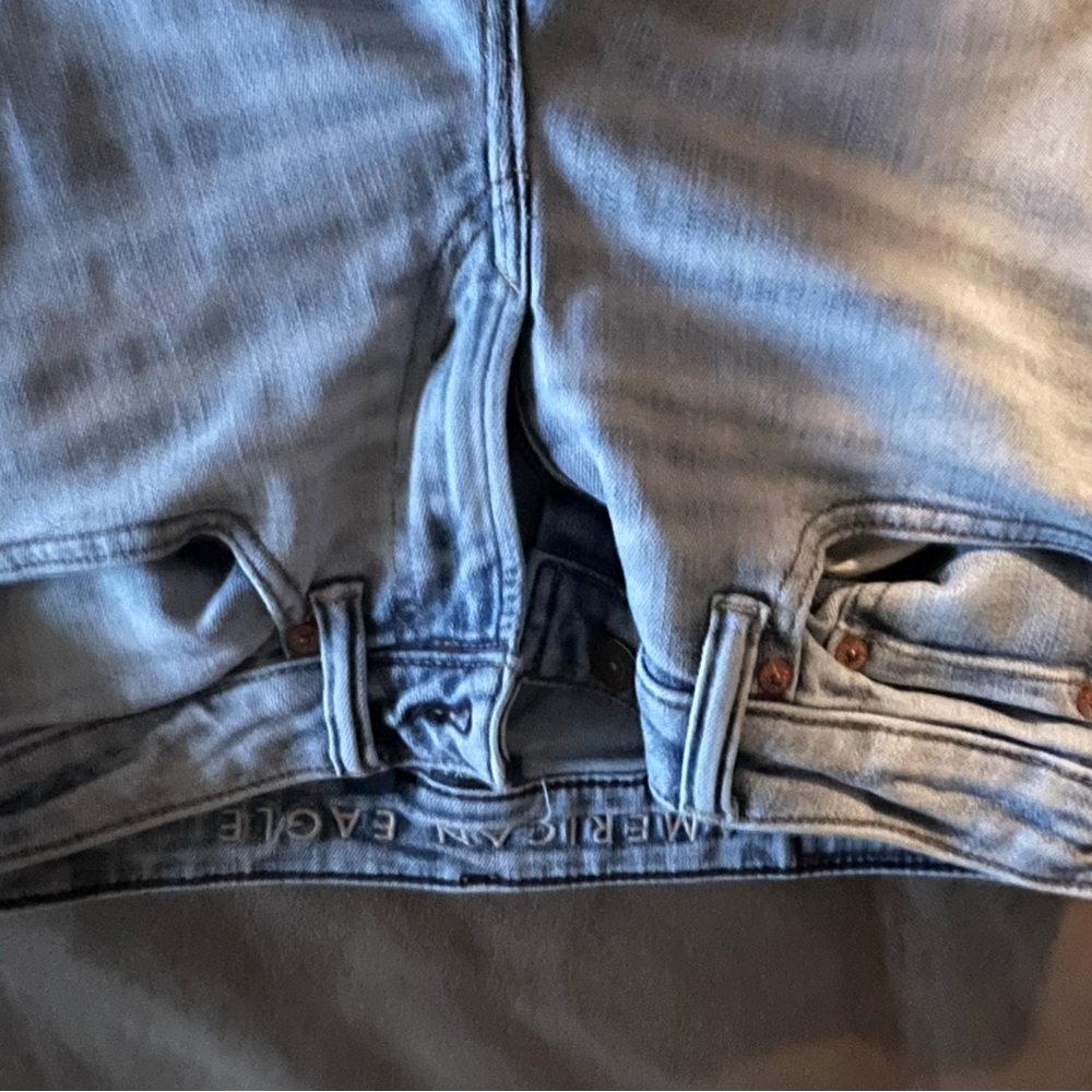 American Eagle Outfitters Men's Blue Jeans